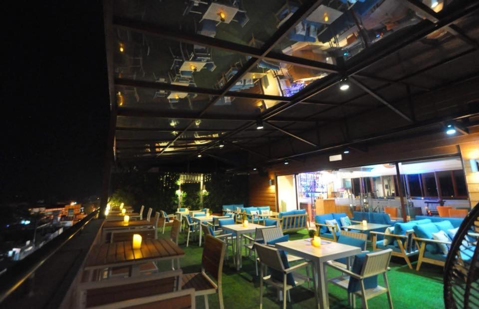Baypark Hotel Calbayog Exterior photo